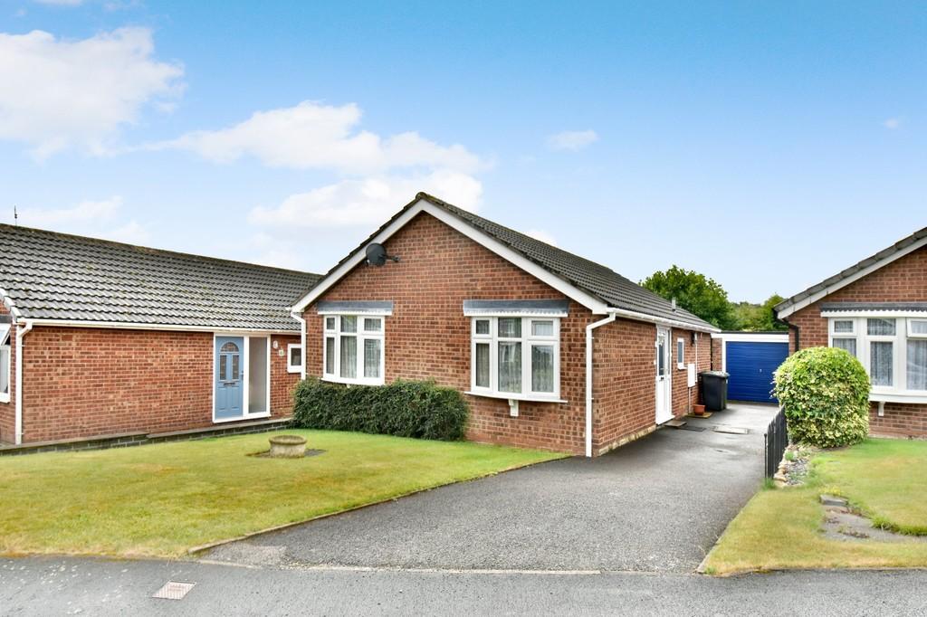 Rossall Drive, AshbydelaZouch 2 bed detached bungalow £260,000