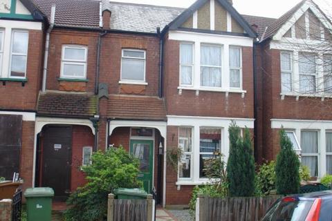 16 Bruce Road, Harrow, HA3 5DZ