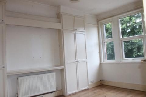 16 Bruce Road, Harrow, HA3 5DZ