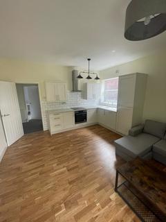 2 bedroom flat to rent, 50 Mapperley Road, Nottingham