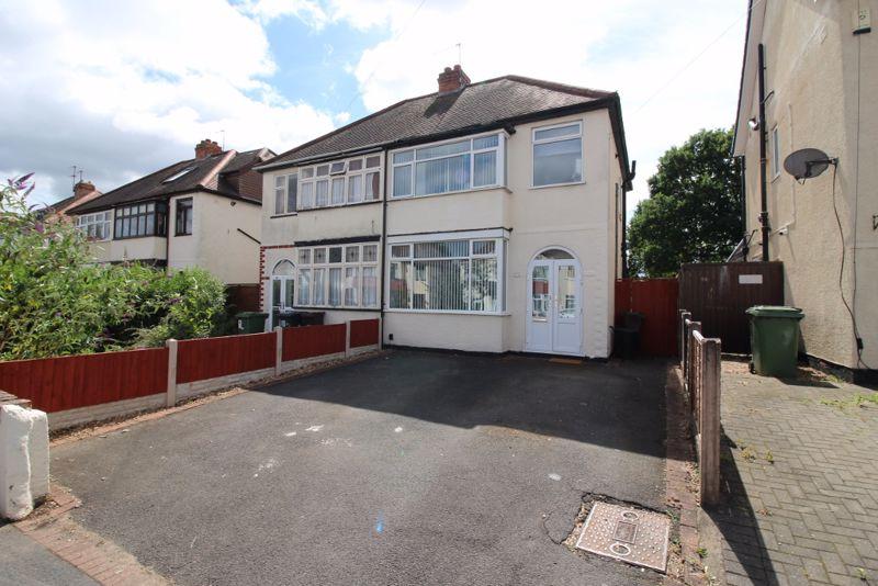 Blackburn Avenue, Wolverhampton 3 bed semidetached house £195,000
