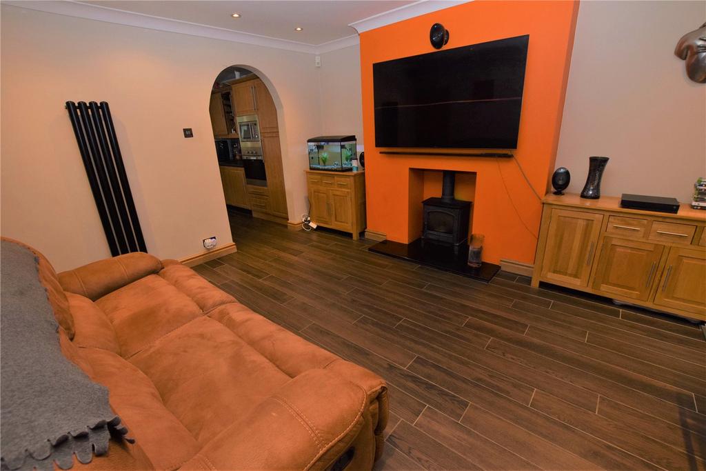 Lounge Shot 2