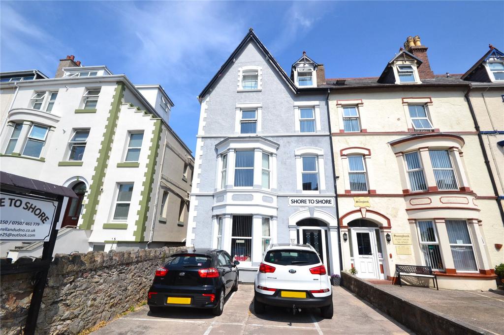 Deganwy Avenue, Llandudno, Conwy, LL30 6 bed end of terrace house £