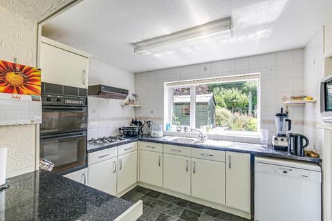 9 Barnfield Road, South Croydon, CR2 0EZ