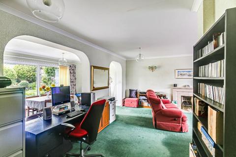 9 Barnfield Road, South Croydon, CR2 0EZ