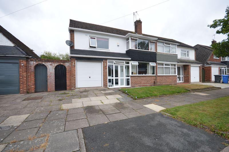 Lynton Crescent, Widnes 3 bed semidetached house £230,000