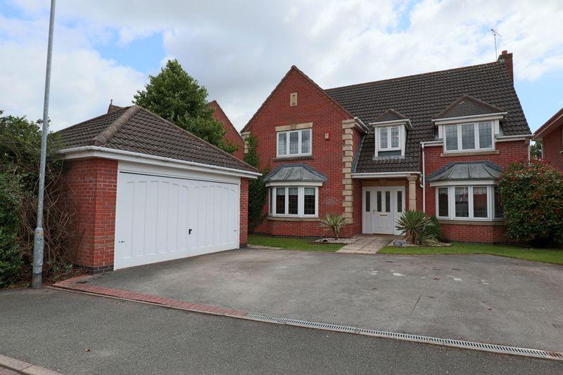 Coalport Drive, Stone 5 bed detached house £535,000