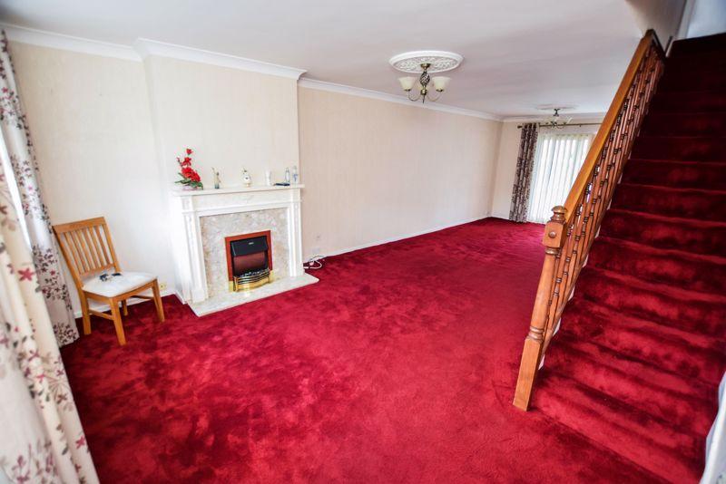 Morley Hill, StanfordLeHope 2 bed chalet £350,000