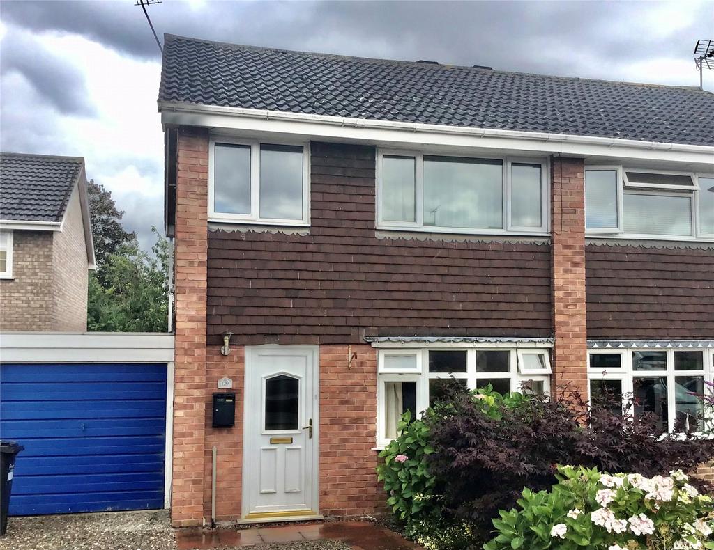 Beech Drive, Shifnal, Shropshire, TF11 3 bed semidetached house £170,000