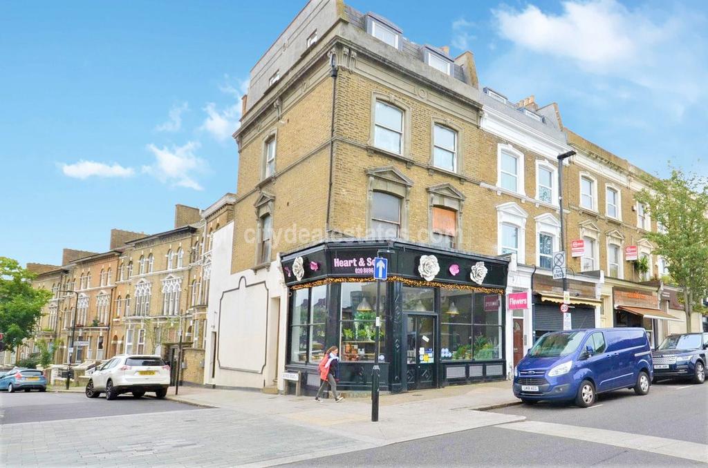 Churchfield Road, London Shop £1,375 pcm (£317 pw)