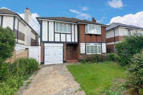 10 Bernard Road, Worthing, BN11 5EL