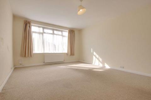 10 Bernard Road, Worthing, BN11 5EL