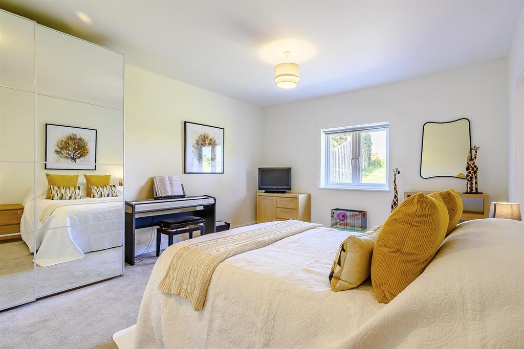8472709-interior28.jpg