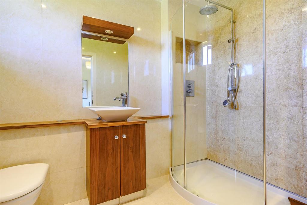 8472709-interior32.jpg