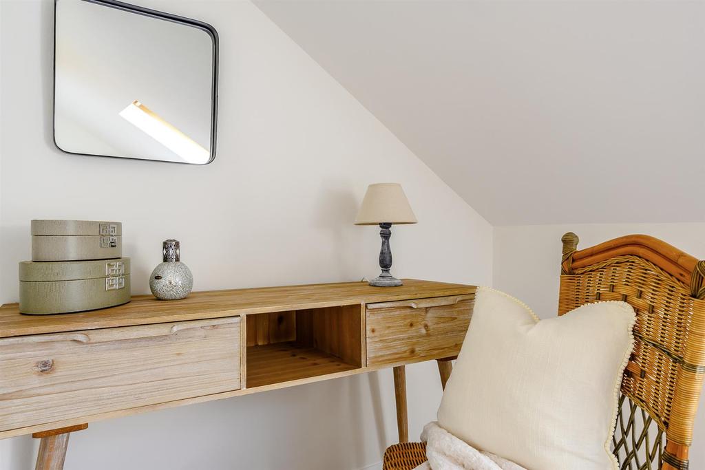 8472709-interior47.jpg