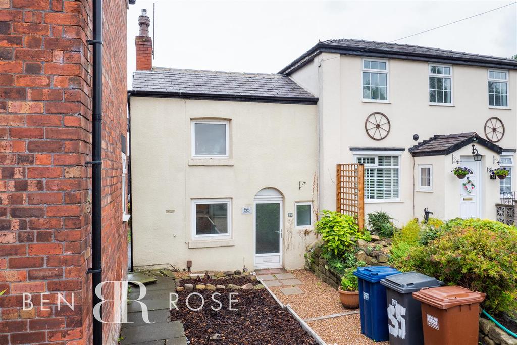 Dunkirk Lane, Leyland 2 bed semidetached house for sale £80,000