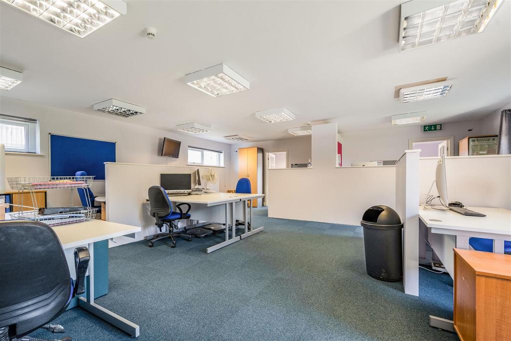 8473134-interior21.jpg