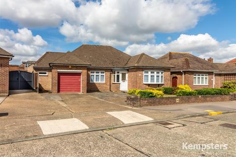 33 Cherry Walk, Grays, RM16 4UN