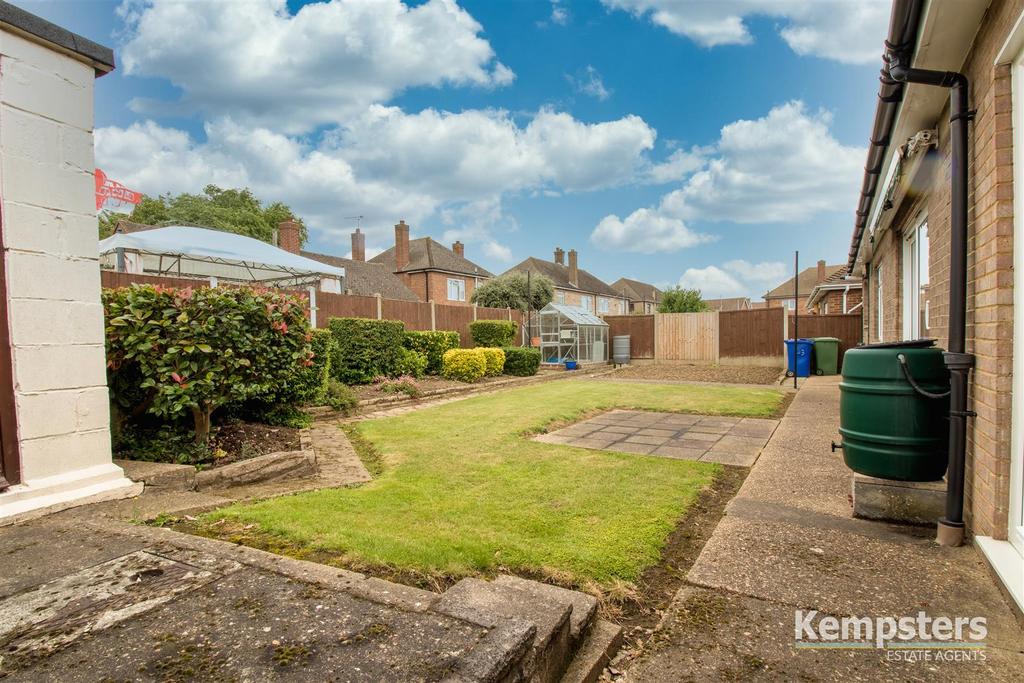 Rear Garden 2.jpg