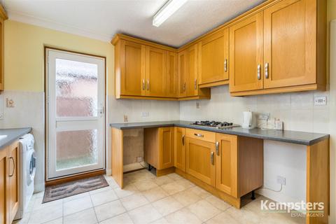 33 Cherry Walk, Grays, RM16 4UN