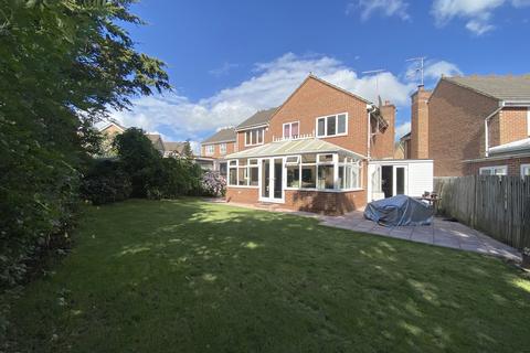 10 Bartley Mill Close, Stone Cross, Pevensey, BN24 5PE