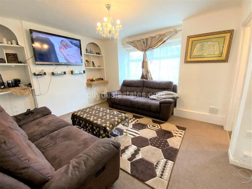 Noel Road, Acton, W3 0JR 3 bed semidetached house £650,000