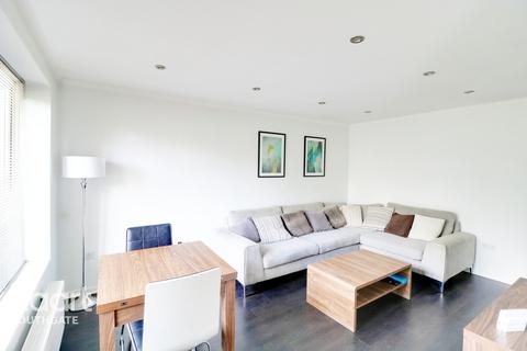 159 The Vale, London, N14 6BA