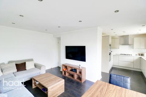 159 The Vale, London, N14 6BA
