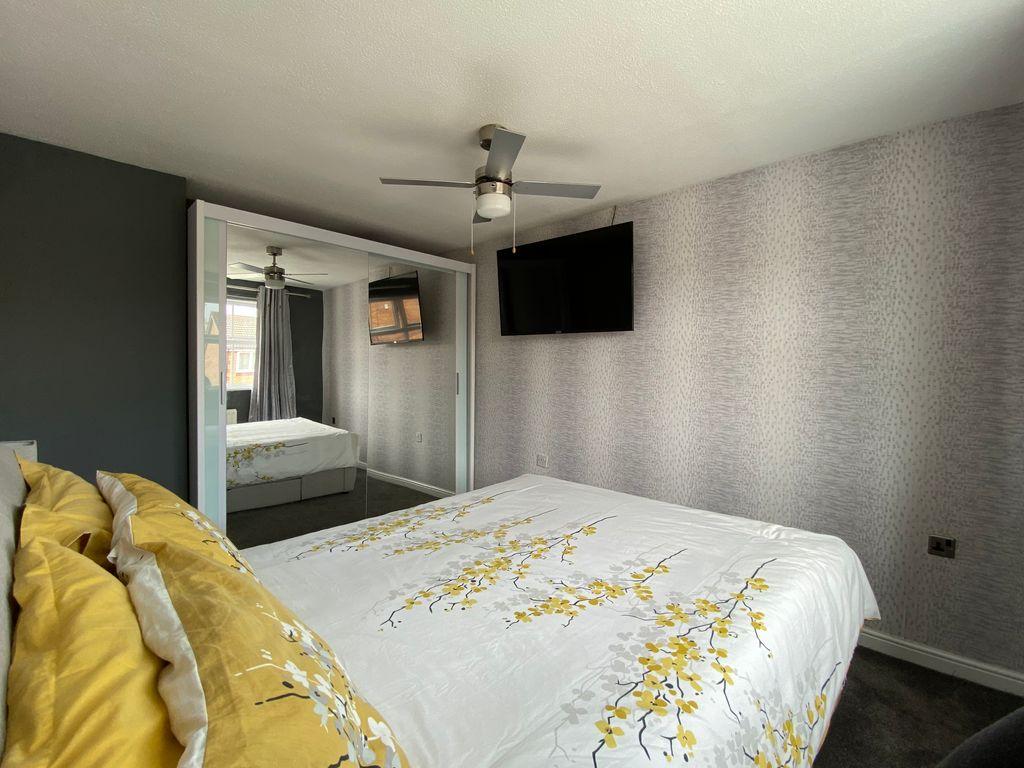 Bedroom 1 (Double)