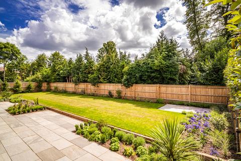 Linwood Limetree Road, Goring, Reading, RG8 9EY
