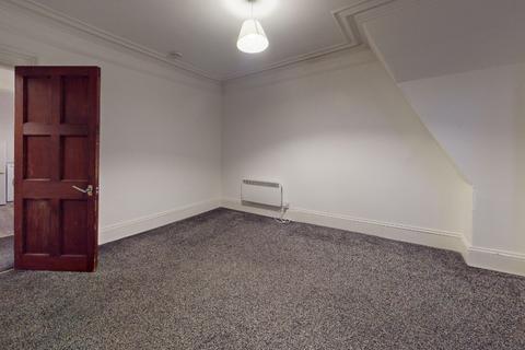 2 bedroom flat to rent, Schoolhill, City Centre, Aberdeen, AB10
