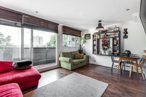 73 Ethnard Road, London, SE15 1SB