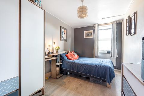 73 Ethnard Road, London, SE15 1SB