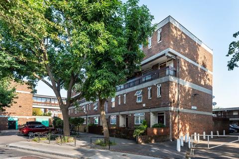 73 Ethnard Road, London, SE15 1SB