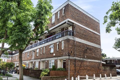 73 Ethnard Road, London, SE15 1SB