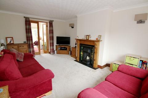 7 Abbotts Road, Waverton, Chester, CH3 7NJ
