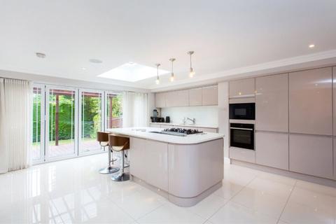 50 Beechcroft Road, Bushey, WD23 2JU