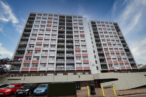 25 Coopersale Close, Woodford Green, IG8 7BQ