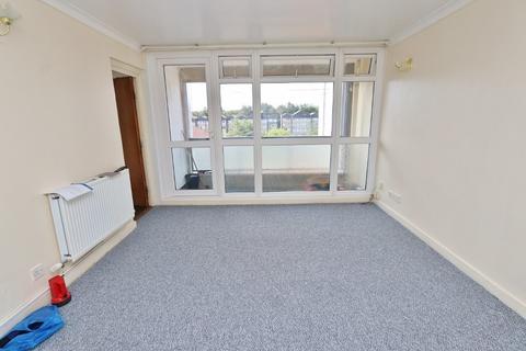 25 Coopersale Close, Woodford Green, IG8 7BQ