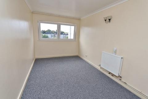 25 Coopersale Close, Woodford Green, IG8 7BQ