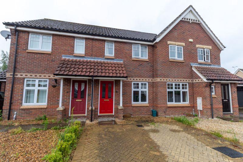 Lodge Farm Drive, Old Catton, Norwich 2 bed terraced house £190,000