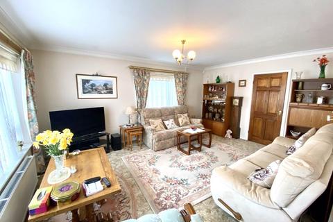 48 Springfield Gardens, Bridgend, CF31 1NP
