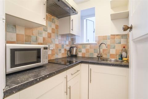 Studio to rent, Crane Court, London, EC4A