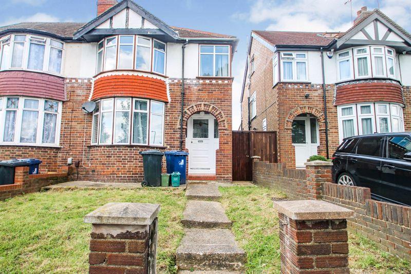 The Fairway, Northolt, 3 bed terraced house £1,600 pcm (£369 pw)