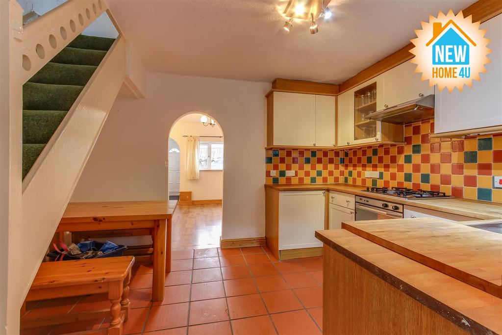 Kitchen / dining room: