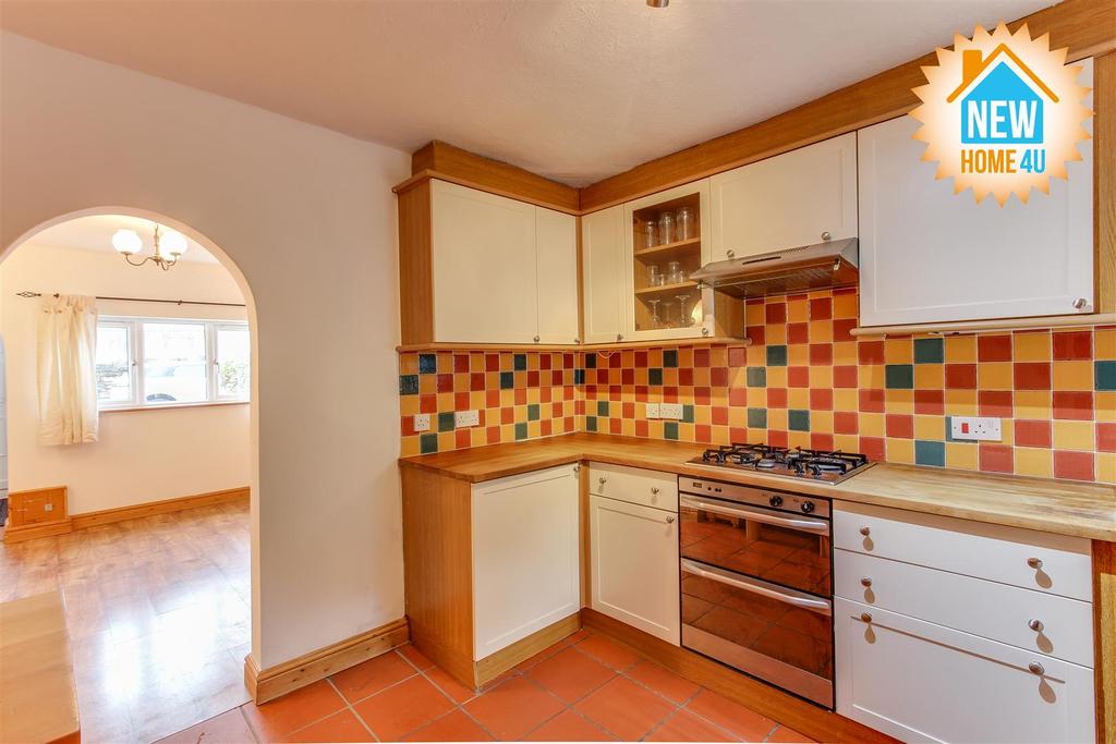 Kitchen / dining room: