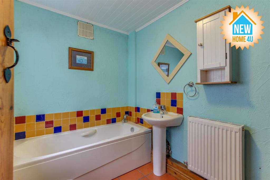 Family bathroom: