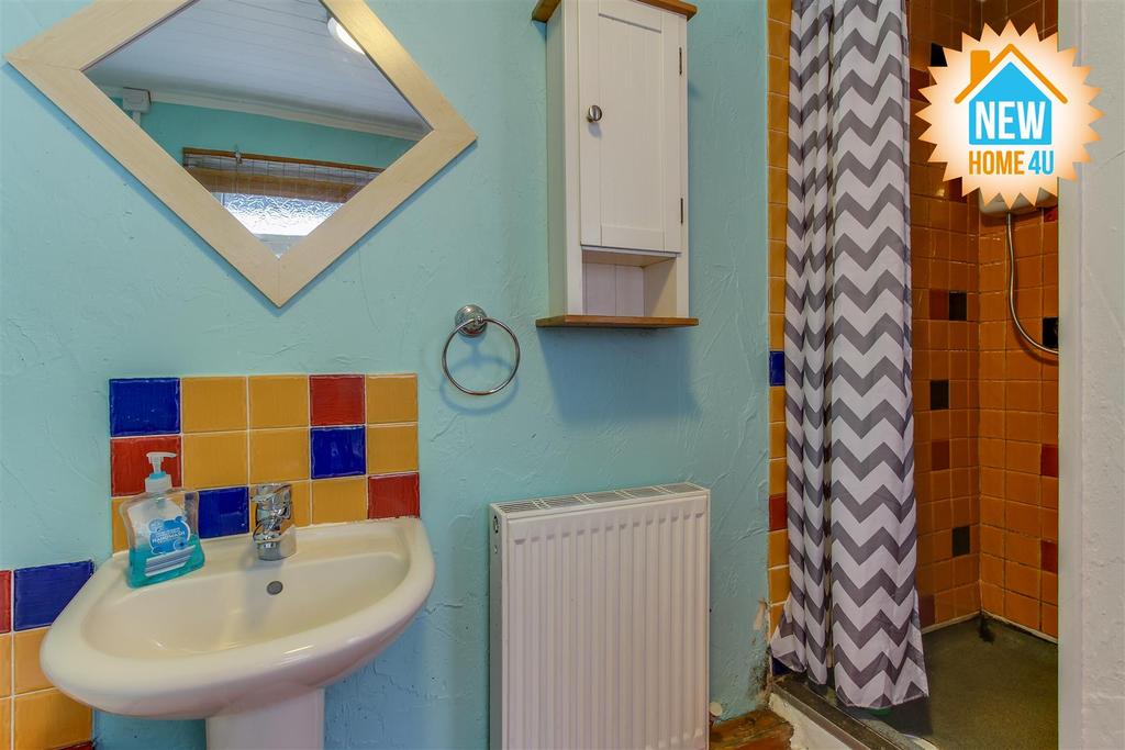 Family bathroom:
