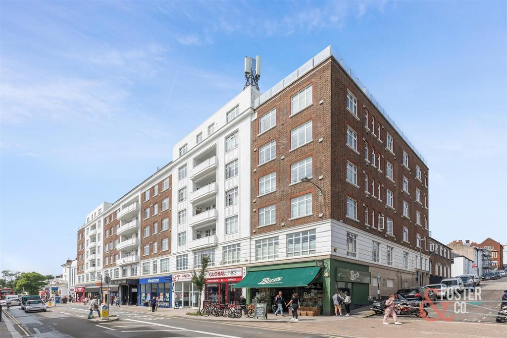 Western Road, Brighton 1 bed apartment £270,000