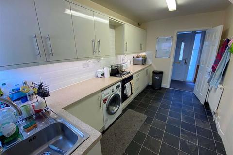 33 Farrant Road, Manchester, M12 4PF